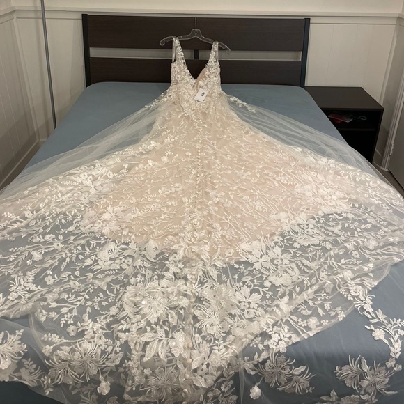 Brand New Wedding Dress Madison James MJ567 - Picture 14 of 15